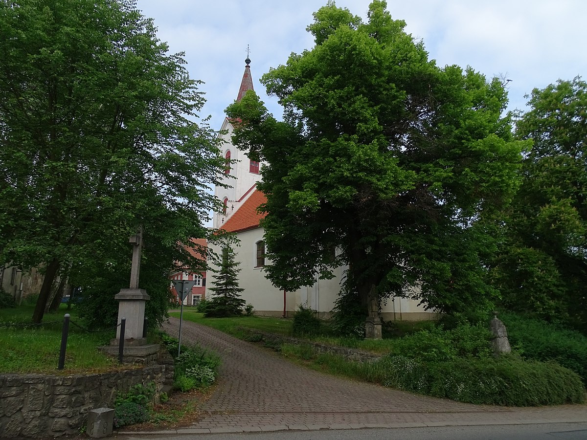 Koncert pod lípou v Ořechu