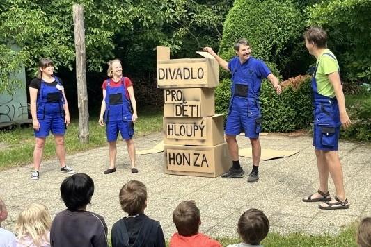 Hloupý Honza není blbý / Divadlo MáMe / 15y new age Mlejn