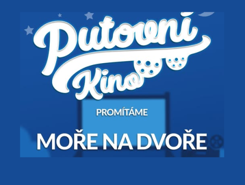 Moře na dvoře. Letní kino v Rudné.