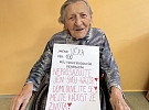 Co nám vzkazuje starší generace? Originální adventní kalendář odkrývá životní moudrost seniorů