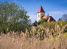 V květnu každou neděli v 15:00 ožije kostelík v Krtni
