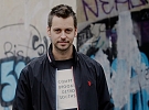 „Společnosti by prospělo investovat do mladých. Pak bychom nemuseli hasit jen problémy,“ tvrdí streetworker Tomáš Klumpar